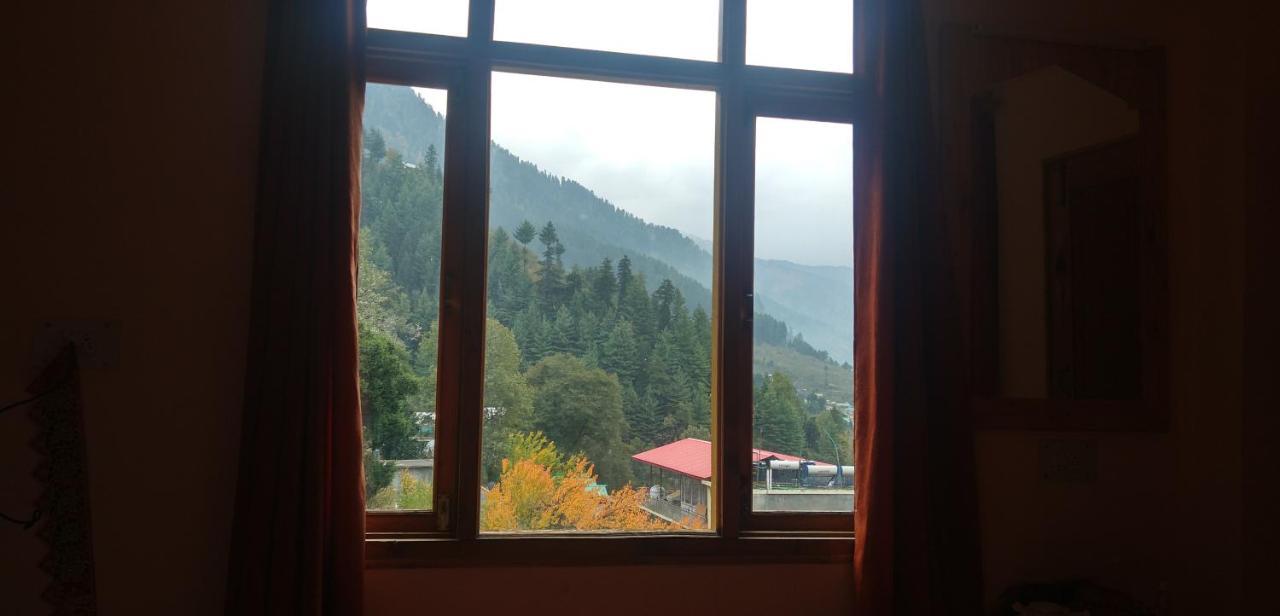 Rasta Cafe And Lodge Манали Экстерьер фото
