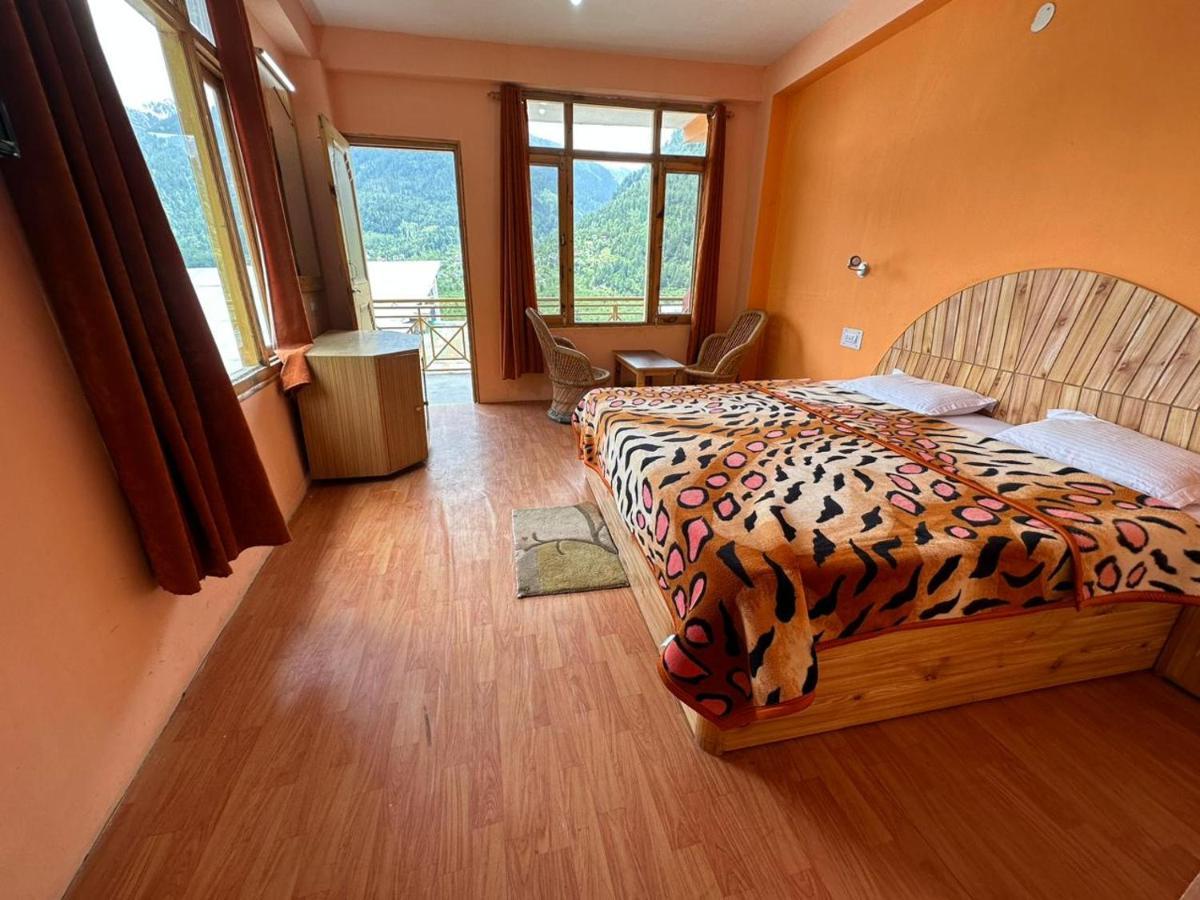 Rasta Cafe And Lodge Манали Экстерьер фото